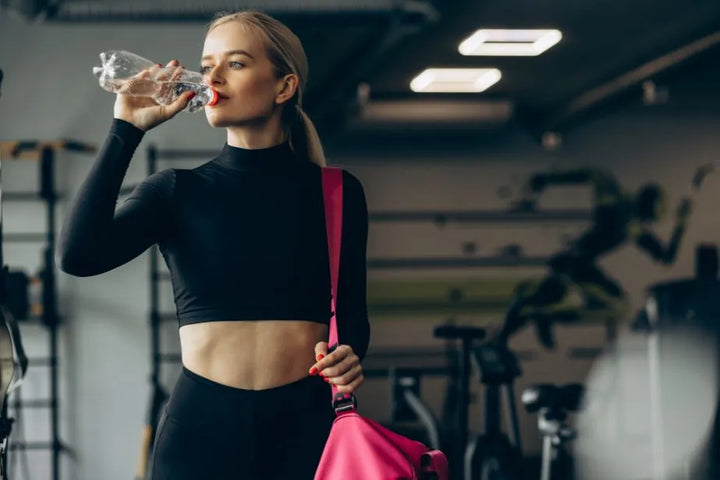 What should a Woman Bring to the Gym for Beginners?